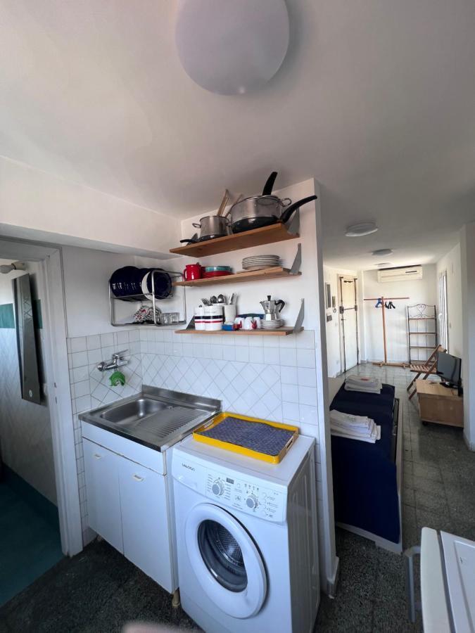 Appartamento Con Ampio Terrazzo — Photos 1